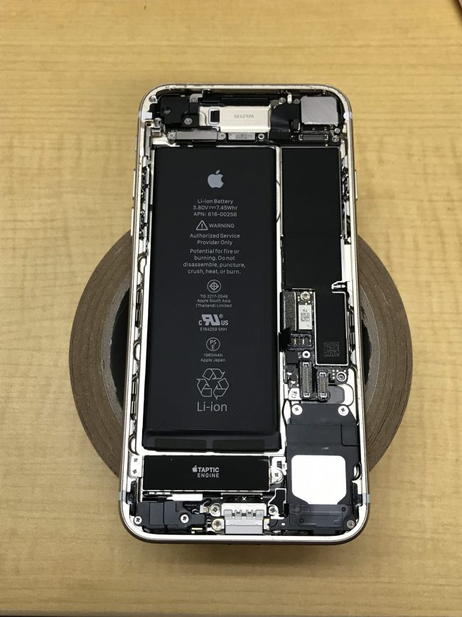 iPhone パネル外し