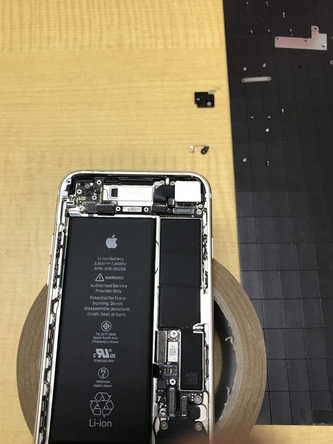 iPhone 固定用ステー