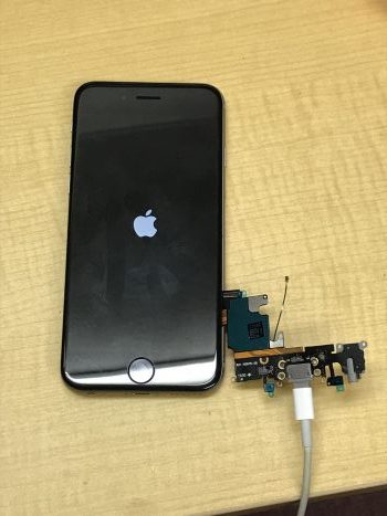 iPhone6s ライトニングケーブル