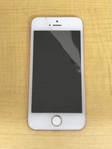 iPhoneSE ガラス割れ