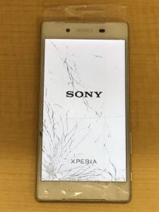 XperiaZ5 ガラス割れ