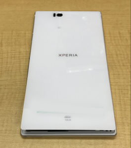 XperiaZ4 バッテリー膨らみ