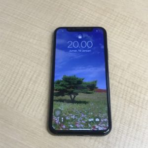 iPhoneX ガラス割れ