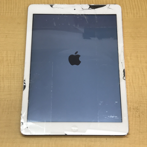 iPad Air ガラス割れ修理 