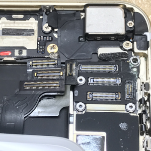 iPhone Repair 水没修理