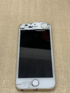 iphoneSE Repair ガラス割れ液晶不良 