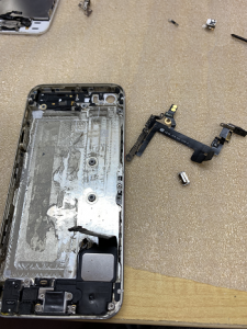 iPhone Repair スリープボタン修理