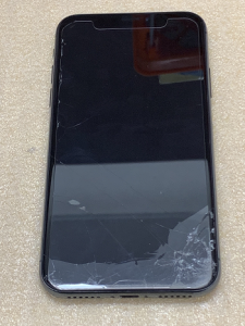 iPhone RePepair ガラス割れ