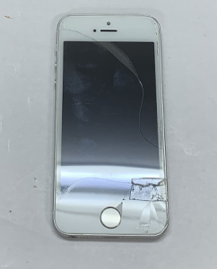 iPhone Repair ガラス割れ