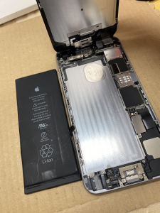 iPhone Repair バッテリー交換