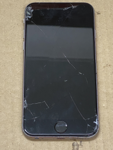 iPhone Repair ガラス割れ タッチ不良