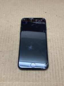 iPhone Repair ガラス割れ修理