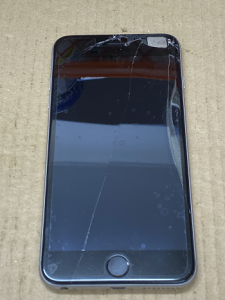 iPhone Repair ガラス割れ修理