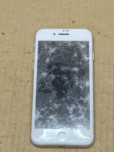 iPhone Repair ガラス割れ液晶不良