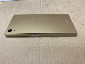 Xperia Repair バッテリー交換