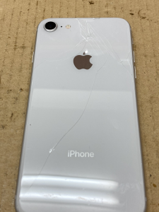 iPhone Repair 背面ガラス修理