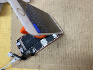 iPhone Repair 充電不良