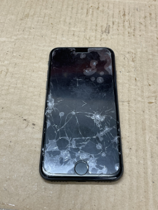 iPhone Repair ガラス割れ修理