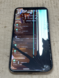 iPhone Reapair ガラス割れ