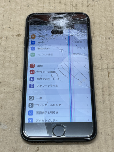iPhone Repair ガラス割れ液晶交換