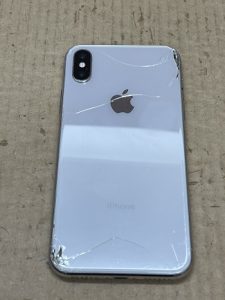 iPhone Repair 背面ガラス修理