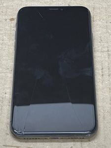 iPhone Repair ガラス割れ修理