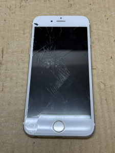 iPhone Repair ガラス割れ修理