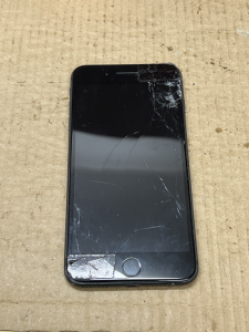 iPhone Repair ガラス割れ修理