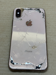 iPhone Repair 背面ガラス修理