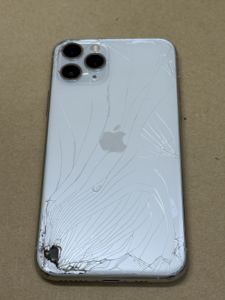 iPhone Repair 背面ガラス修理