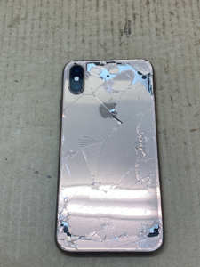 iPhone Repair 背面ガラス修理