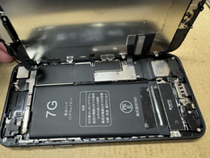 iPhone Repair バッテリー交換